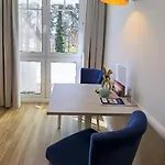 Victoria באד סארואו