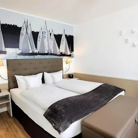 Victoria 4*